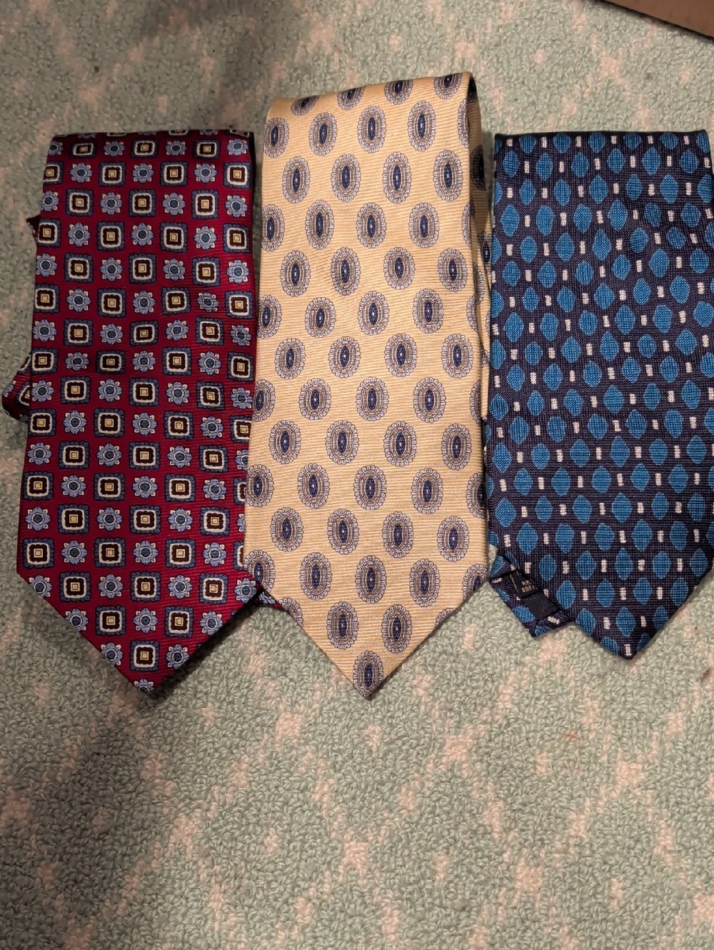 Three-Pack Men's Power Tie Bundle  Patterned Ties — Red,Yellow & Blue.